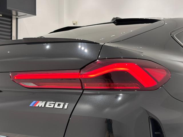 Ｘ６ Ｍ６０ｉ　ｘＤｒｉｖｅ　全国２年保証タルトゥーフォレザーＦクライメートシートパノラマルーフＨａｒｍａｎ／ＫａｒｄｏｎサウンドソフトクローズドアアダプティブＬＥＤライトＤアシストプロパークアシストプロＴＶ純正２２ＡＷ（13枚目）