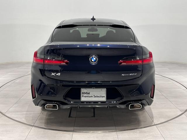 Ｘ４ ｘＤｒｉｖｅ　２０ｄ　Ｍスポーツ　全国２年保証ブラックレザーＦベンチレーションシートパノラマルーフＨａｒｍａｎ／ＫａｒｄｏｎサウンドＵＶカットガラスアダプティブＬＥＤライトＤアシストプロパークアシスト＋ＴＶＨＵＤ純正２０ＡＷ（6枚目）
