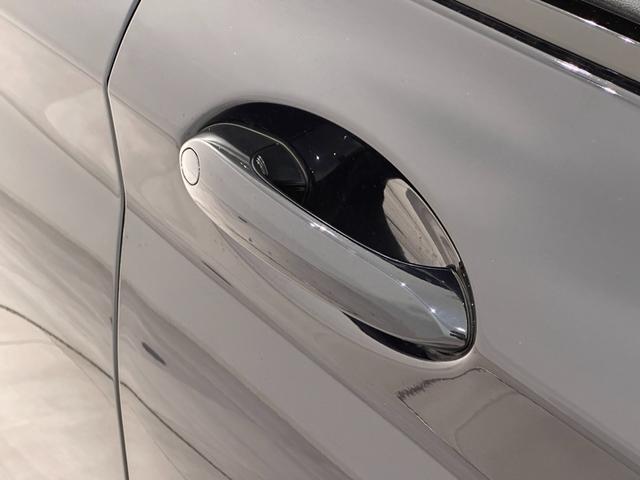 Ｘ４ ｘＤｒｉｖｅ　２０ｄ　Ｍスポーツ　全国２年保証ブラックレザーＦベンチレーションシートパノラマルーフＨａｒｍａｎ／ＫａｒｄｏｎサウンドＵＶカットガラスアダプティブＬＥＤライトＤアシストプロパークアシスト＋ＴＶＨＵＤ純正２０ＡＷ（14枚目）