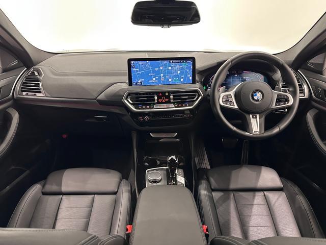 Ｘ４ ｘＤｒｉｖｅ　２０ｄ　Ｍスポーツ　全国２年保証ブラックレザーＦベンチレーションシートパノラマルーフＨａｒｍａｎ／ＫａｒｄｏｎサウンドＵＶカットガラスアダプティブＬＥＤライトＤアシストプロパークアシスト＋ＴＶＨＵＤ純正２０ＡＷ（38枚目）