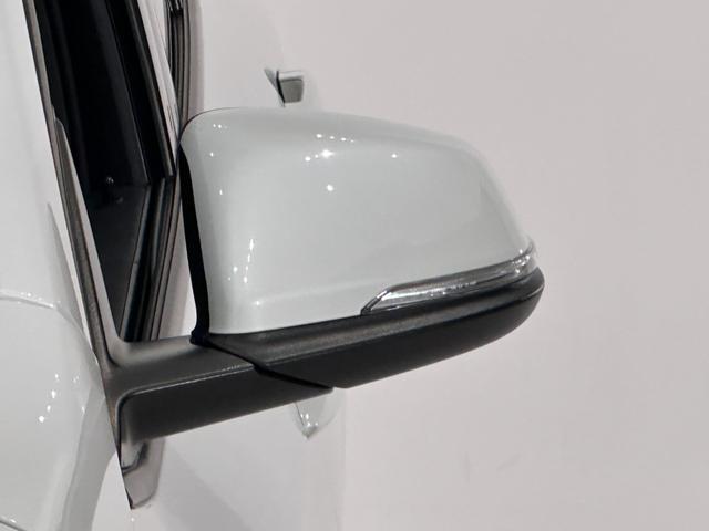 Ｘ１ ｘＤｒｉｖｅ　１８ｄ　ｘライン　全国２年保証ワンオーナーコンフォートアクセスオートトランクリヤカメラ前後ＰＤＣＬＥＤライトＤアシスト＋パークアシストＡＣＣ純正１８ＡＷ（11枚目）