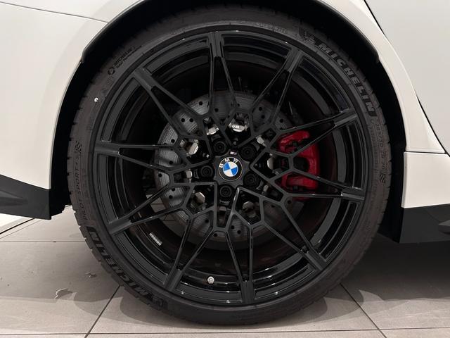 Ｍ３ Ｍ３ツーリング　コンペティション　Ｍ　ｘＤｒｉｖｅ　全国２年保証ブラックメリノレザーＦクライメートシートアダプティブＭサスＭスポーツブレーキ／デフアダプティブＬＥＤライトＤアシストプロパークアシスト＋ＴＶＵＶ　カットガラス純正１９／２０ＡＷ（45枚目）