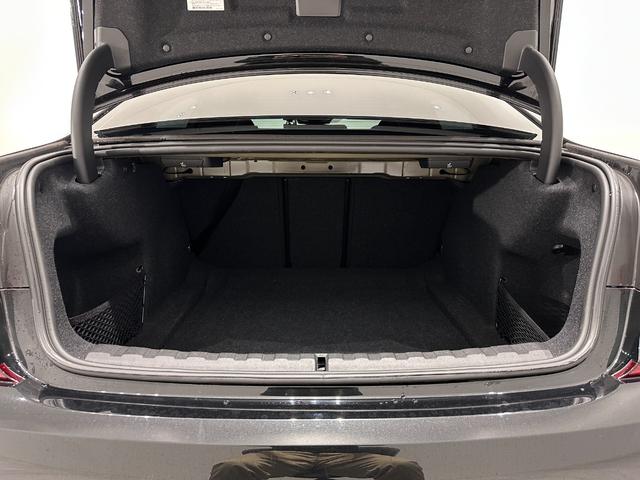 ３シリーズ ３２０ｉ　Ｍスポーツ　ワンオーナーブラックレザーＦ電動シート／ヒーターコンフォートアクセスオートトランクアダプティブＬＥＤライトＤアシストプロパークアシスト＋ＨＩＦＩスピーカーワイヤレス充電純正１８ＡＷ（38枚目）