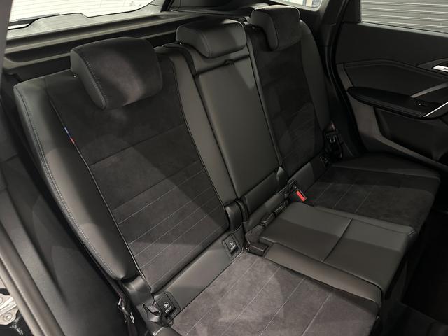 Ｘ１ Ｍ３５ｉ　ｘＤｒｉｖｅ　全国２年保証ワンオーナーＨａｒｍａｎＫａｒｄｏｎサウンドコンフォートアクセスアダプティブＭサスＵＶカットガラスアダプティブＬＥＤライトＦ電動シート／ヒーターＤアシストプロパークアシスト＋純正２０ＡＷ（37枚目）