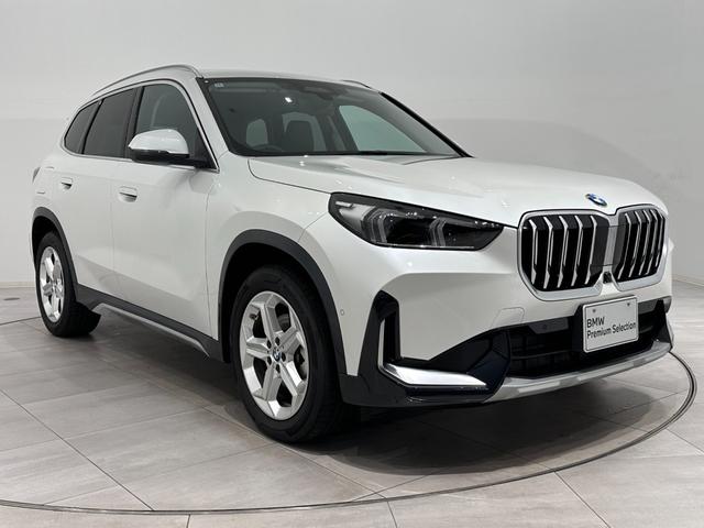 Ｘ１ ｘＤｒｉｖｅ　２０ｄ　ｘライン　全国２年保証ヴェガンザブラックＦ電動シート／ヒーターコンフォートアクセスオートトランクＵＶカットガラスアダプティブＬＥＤライトＤアシストプロパークアシスト＋ＨＵＤワイヤレス充電純正１８ＡＷ（3枚目）