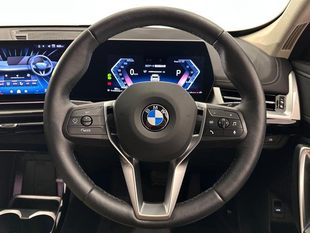 Ｘ１ ｘＤｒｉｖｅ　２０ｄ　ｘライン　全国２年保証ヴェガンザブラックＦ電動シート／ヒーターコンフォートアクセスオートトランクＵＶカットガラスアダプティブＬＥＤライトＤアシストプロパークアシスト＋ＨＵＤワイヤレス充電純正１８ＡＷ（24枚目）