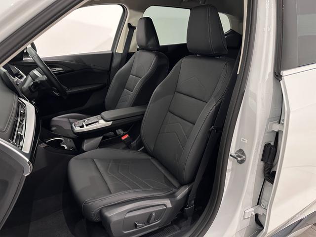 Ｘ１ ｘＤｒｉｖｅ　２０ｄ　ｘライン　全国２年保証ヴェガンザブラックＦ電動シート／ヒーターコンフォートアクセスオートトランクＵＶカットガラスアダプティブＬＥＤライトＤアシストプロパークアシスト＋ＨＵＤワイヤレス充電純正１８ＡＷ（36枚目）