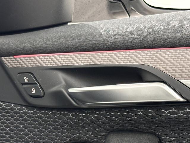 X2 xDrive 20d MスポーツX 全国2年保証コンフォートアクセスオートトランクF電動シート/ヒーターアダプティブLEDライトDアシスト+パークアシストACCワイアレス充電ドラレコ純正19AW(16枚目)