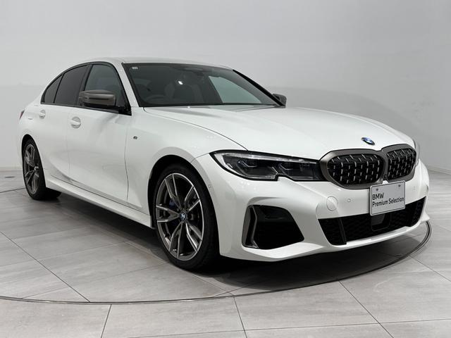 ３シリーズ Ｍ３４０ｉ　ｘＤｒｉｖｅ　ワンオーナー黒革Ｈａｒｍａｎ／ＫａｒｄｏｎサウンドレーザーライトＦ電動シート／ヒーターコンフォートアクセスオートトランクＨＵＤＴＶアダプティブＭサスＭスポーツブレーキ／デフジェスチャーＣ純正１９ＡＷ（3枚目）