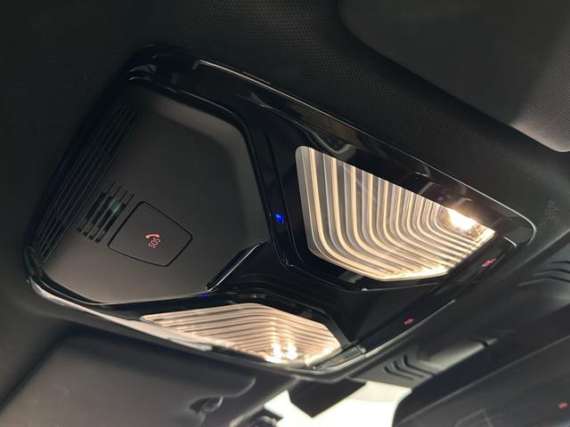 ３シリーズ Ｍ３４０ｉ　ｘＤｒｉｖｅ　ワンオーナー黒革Ｈａｒｍａｎ／ＫａｒｄｏｎサウンドレーザーライトＦ電動シート／ヒーターコンフォートアクセスオートトランクＨＵＤＴＶアダプティブＭサスＭスポーツブレーキ／デフジェスチャーＣ純正１９ＡＷ（18枚目）