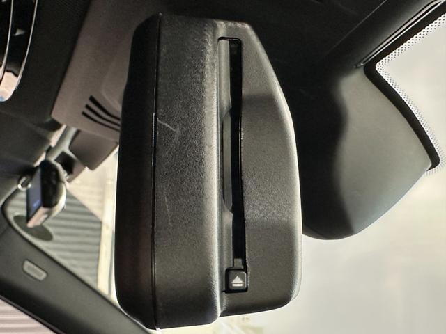 ３シリーズ Ｍ３４０ｉ　ｘＤｒｉｖｅ　ワンオーナー黒革Ｈａｒｍａｎ／ＫａｒｄｏｎサウンドレーザーライトＦ電動シート／ヒーターコンフォートアクセスオートトランクＨＵＤＴＶアダプティブＭサスＭスポーツブレーキ／デフジェスチャーＣ純正１９ＡＷ（19枚目）