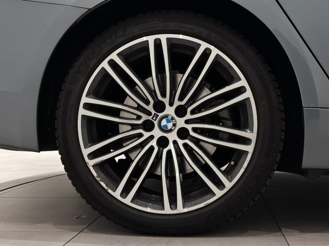 5シリーズ 523iツーリング Mスポーツ Harman/KardonサウンドパノラマルーフアダプティブLEDライトDアシスト+パークアシスト+TVHUD純正19AW(44枚目)