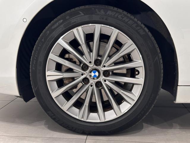 2シリーズ 218d xDriveアクティブツアラーラグジュアリ オイスターレザーF電動シートシート/ヒーターコンフォートアクセスオートトランクリヤカメラ前後PDCLEDライトDアシスト+ACCパークアシストHUD純正17AW(43枚目)