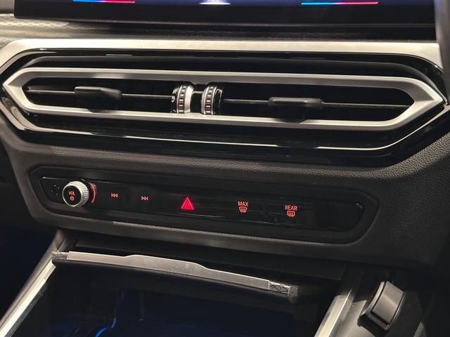 必要最小限のスイッチ類