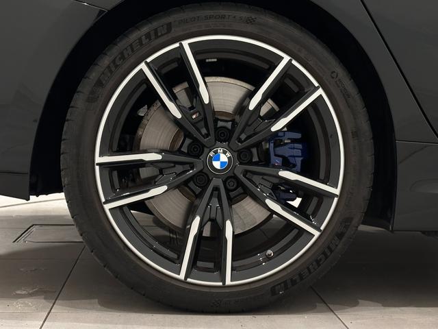 純正１９インチアロイホイール