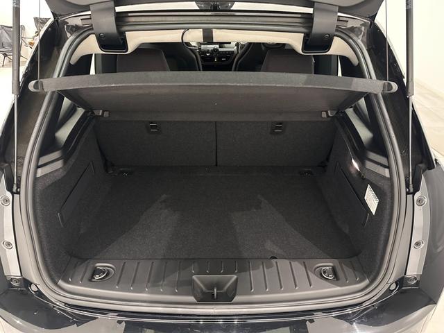 奥行きのあるトランクルーム