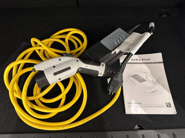 普通充電ケーブル