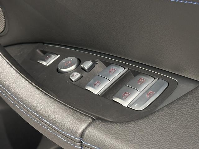 X3 M40d 全国2年保証HarmanKardonサウンドパノラマルーフブラックレザーシートヒーターMスポーツブレーキ/デフアダプティブMサスアダプティブLEDライトDアシストプロパークアシスト+純正21AW雹害車(16枚目)