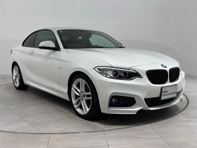 2シリーズ 220iクーペ Mスポーツ コンフォートアクセスリヤカメラリヤPDCF電動シートキセノンライトオートクルーズDアシスト純正18AWラジアルタイヤ(3枚目)