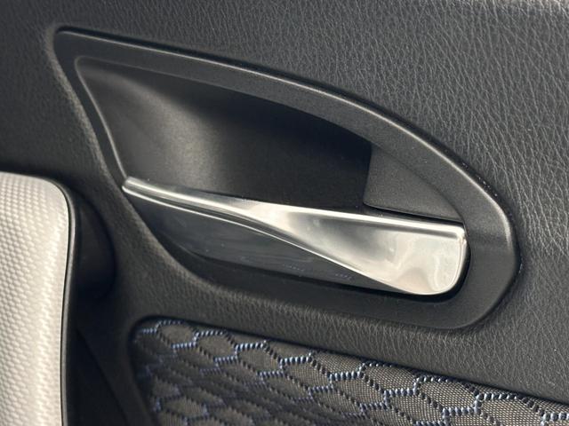 2シリーズ 220iクーペ Mスポーツ コンフォートアクセスリヤカメラリヤPDCF電動シートキセノンライトオートクルーズDアシスト純正18AWラジアルタイヤ(15枚目)