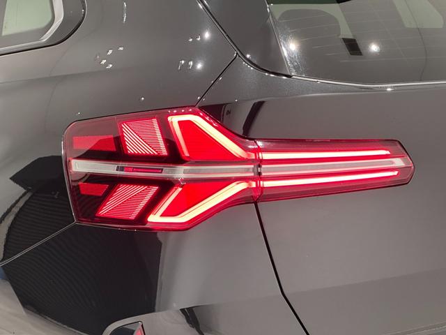 Ｘ３ ２０ｄ　ｘＤｒｉｖｅ　Ｍスポーツ　全国２年保証ヴェガンザブラックＦクラーメートシートオートトランクリヤカメラ前後ＰＤＣＨａｒｍａｎ／ＫａｒｄｏｎサウンドアダプティブＬＥＤライトＤアシストプロパークアシスト＋ＴＶＳＴヒーター純正２０ＡＷ（12枚目）