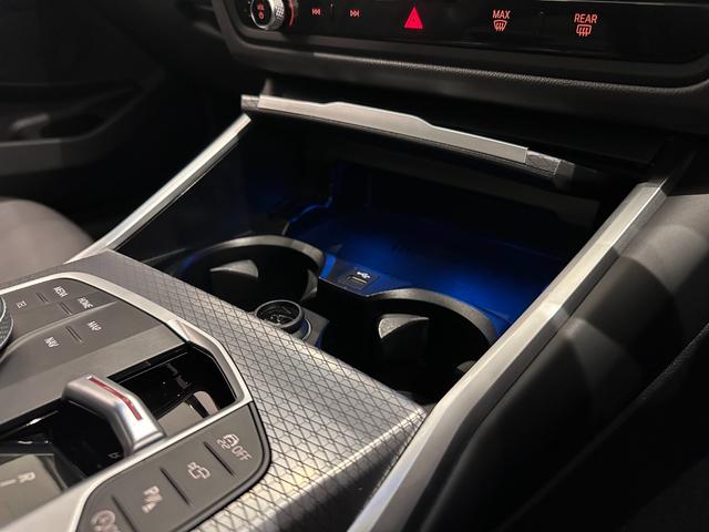 �h�����N�z���_�[����������Ă���܂��B