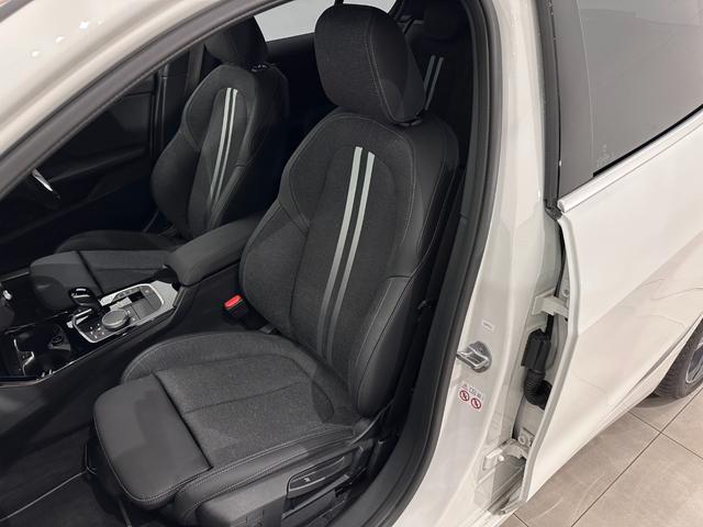 １シリーズ １１６ｉ　全国２年保証純正ＥＴＣミラーＤアシストＡＣＣパークアシストリヤカメラ前後ＰＤＣＬＥＤライトワイヤレス充電純正１７ＡＷ（37枚目）