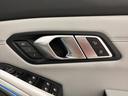 Ｍ３セダン　コンペティション　Ｍ　ｘＤｒｉｖｅ　全国２年保証シルバーストーンレザーＦシートヒーターアダプティブＭサスサンルーフＨａｒｍａｎ／ＫａｒｄｏｎサウンドレーザーライトＵＶ　カットガラスＤアシストプロパークアシスト＋ＴＶ純正１９／２０ＡＷ（15枚目）
