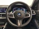 Ｍ３４０ｉ　ｘＤｒｉｖｅ　ワンオーナー黒革Ｈａｒｍａｎ／ＫａｒｄｏｎサウンドレーザーライトＦ電動シート／ヒーターコンフォートアクセスオートトランクＨＵＤＴＶアダプティブＭサスＭスポーツブレーキ／デフジェスチャーＣ純正１９ＡＷ（25枚目）