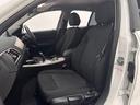 シートはサポートも良く長時間運転しても疲れません。