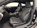 レザーシートはホールドも良く、長時間ドライブしても疲れません。