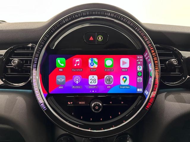 クーパー　プレミアムプラスパッケージクラシックトリム　認定中古車・２年保証・ワンオーナー・ＡｐｐｌｅＣａｒＰｌａｙ・ＡＣＣ・Ｄアシスト・バックカメラ・前後ＰＤＣ・ＬＥＤ・ＥＴＣ・シートヒーター・ワイヤレス充電・ＳＯＳコール・純正１６インチＡＷ(32枚目)