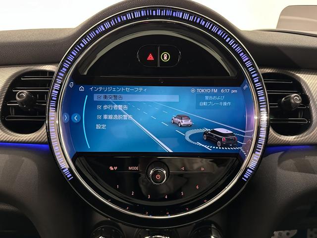 ＭＩＮＩ ＪＣＷ　プレミアムプラスパッケージ　ＪＣＷトリム　認定中古車・２年保証・ワンオーナー・純正ナビ・ＡｐｐｌｅＣａｒＰｌａｙ・被害軽減ブレーキ・ＡＣＣ・バックカメラ・障害物センサー・ＥＴＣ・ＳＯＳコール・純正１８インチＡＷ・ルーフラッピング・社外品装着（37枚目）