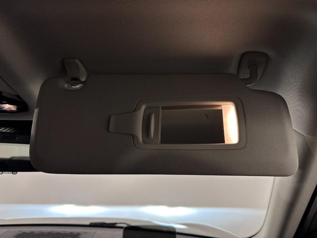ＭＩＮＩ カントリーマンＤ　クラシック・トリム　認定保証２年・　Ｈａｒｍａｎ／Ｋａｒｄｏｎ・ＨＵＤ・１８ＡＷ・円形有機ＥＬセンターディスプレイ・ワイヤレス充電・Ａｐｐｌｅ　ＣａｒＰｌａｙ・ＭＩＮＩ　Ｃｏｎｎｅｃｔｅｄスマホアプリ・パーキングアシスト（18枚目）