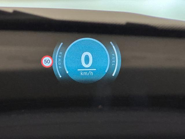 ＭＩＮＩ カントリーマンＤ　クラシック・トリム　認定保証２年・　Ｈａｒｍａｎ／Ｋａｒｄｏｎ・ＨＵＤ・１８ＡＷ・円形有機ＥＬセンターディスプレイ・ワイヤレス充電・Ａｐｐｌｅ　ＣａｒＰｌａｙ・ＭＩＮＩ　Ｃｏｎｎｅｃｔｅｄスマホアプリ・パーキングアシスト（28枚目）