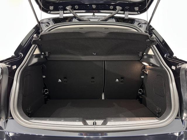 ＭＩＮＩ クーパーＳ　クラシック・トリム　ワイヤレス充電／ＥＴＣ／ＳＯＳコール／車線逸脱警告／アクティブクルーズコントロール先行車追従／バックカメラ／液晶メーター／オートエアコン／シートヒーター／スポーツシート／ＬＥＤライト（39枚目）