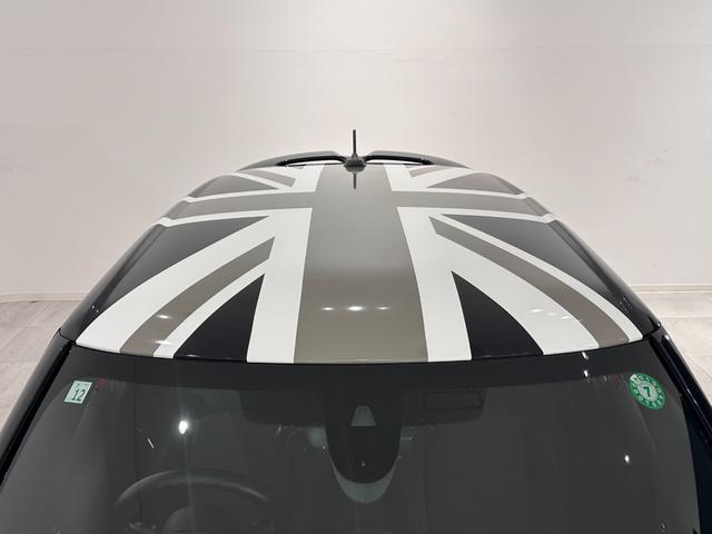 ＭＩＮＩ クーパーＳ　認定保証２年・ＪＣＷＰＫＧ・Ｐアシスト・純正１７ＡＷ・アクティブクルーズコントロール・ＬＥＤリアコンビランプ（ユニオンジャックデザイン）・ＬＥＤヘッドライト・ＥＴＣ（16枚目）