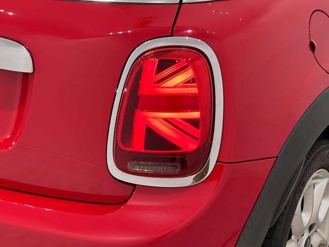 ＭＩＮＩ ヴィクトリア　全国２年保証／ＬＥＤ　ヘッドライト／クロム　ライン　エクステリア／クロス・ファイヤーワークス　カーボン（13枚目）