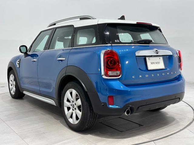 ＭＩＮＩ クーパーＤ　クロスオーバー　オール４　全国２年保証／アダプティブクルーズコントロール／Ｒ　パークディスタンス　コントロール／　ＬＥＤ－ヘッドライト拡張範囲付き／Ｆシート　ヒーター／ＥＴＣ　ルームミラー／オートマチック　トランクリッドロック（8枚目）