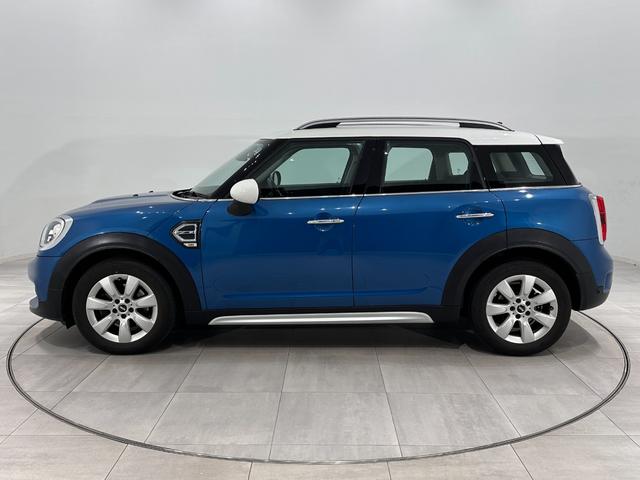ＭＩＮＩ クーパーＤ　クロスオーバー　オール４　全国２年保証／アダプティブクルーズコントロール／Ｒ　パークディスタンス　コントロール／　ＬＥＤ－ヘッドライト拡張範囲付き／Ｆシート　ヒーター／ＥＴＣ　ルームミラー／オートマチック　トランクリッドロック（9枚目）