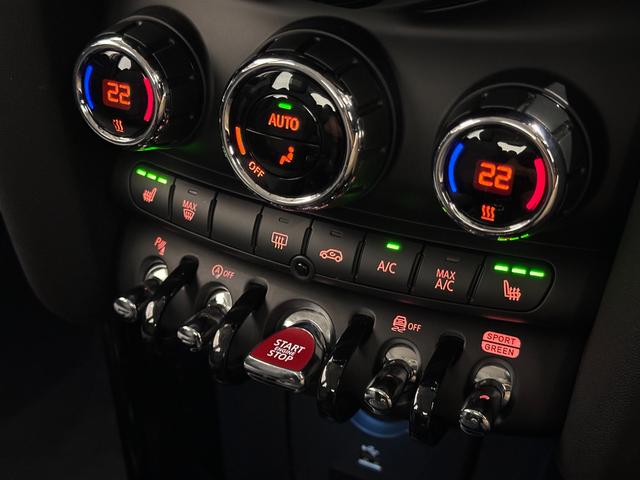 ＭＩＮＩ クーパーＳプレミアムプラスパッケージクラシックトリム　全国２年保証／アクティブクルーズコントロール／シートヒーター／ワイヤレス充電／ＥＴＣ／自動（被害軽減）ブレーキ／バックカメラ／バックカメラ（22枚目）