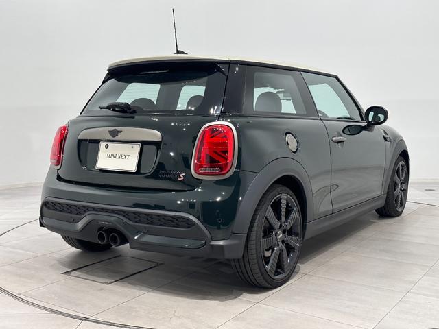 ＭＩＮＩ クーパーＳ　クラシック・トリム　全国２年保証／ワイヤレス充電／車線逸脱警告／アクティブクルーズコントロール／オートエアコン／シートヒーター／スポーツシート／ＬＥＤライト／１７インチホイール（6枚目）