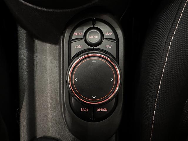 MINI ワン マルチファンクションステアリング/マニュアルエアコン/LEDヘッドライト/LEDリアコンビランプユニオンジャックデザイン(24枚目)