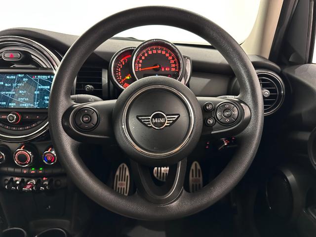 MINI ワン マルチファンクションステアリング/マニュアルエアコン/LEDヘッドライト/LEDリアコンビランプユニオンジャックデザイン(25枚目)