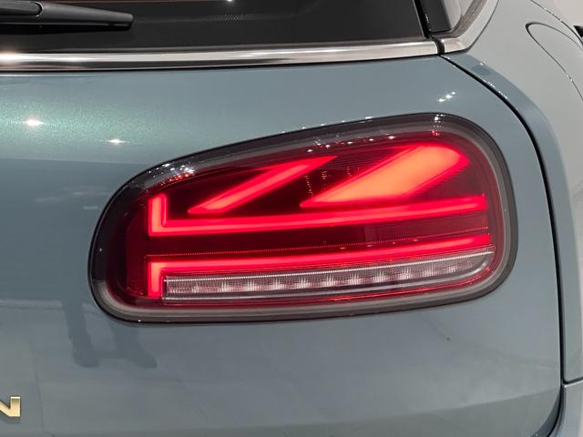 ＭＩＮＩ クーパーＳＤ　クラブマン　アントールド・エディション　全国２年保証電動シートフロント左右／シートヒーターフロント左右／ドライビングリヤビューカメラ／パーキングアシストアシスト／クルーズコントロール／ＡｐｐｌｅＣａｒＰｌａｙ／アダプティブＬＥＤヘッドライト（15枚目）