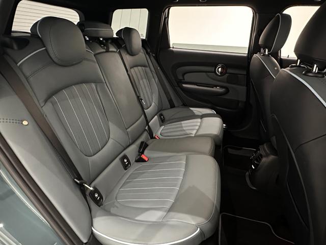 ＭＩＮＩ クーパーＳＤ　クラブマン　アントールド・エディション　全国２年保証電動シートフロント左右／シートヒーターフロント左右／ドライビングリヤビューカメラ／パーキングアシストアシスト／クルーズコントロール／ＡｐｐｌｅＣａｒＰｌａｙ／アダプティブＬＥＤヘッドライト（37枚目）