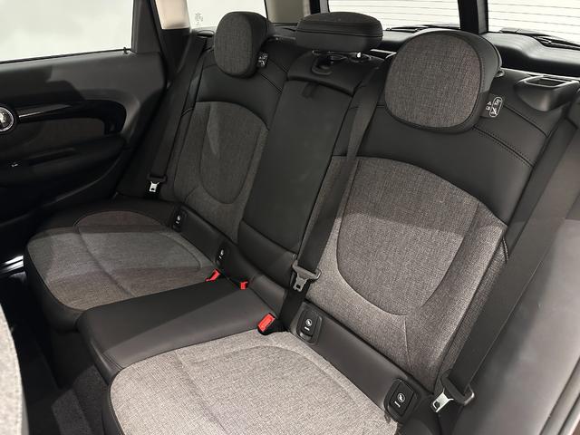 ＭＩＮＩ クーパーＤ　クラブマン　クラシック・トリム　全国２年保証ＣａｒＰｌａｙＥＴＣＳＯＳコール車線逸脱警告バックカメラマルチファンクションステアリングＭＩＮＩドライビンモードコンフォートアクセスＬＥＤヘッドライトＬＥＤリアコンビランプ（38枚目）