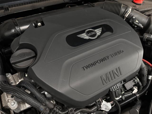 ＭＩＮＩ クーパーＤ　衝突回避被害軽減ブレーキ／車線逸脱警告／液晶メーター／マルチファンクションステアリング／ＬＥＤヘッドライト／ＬＥＤリアコンビランプ（ユニオンジャックデザイン）（43枚目）