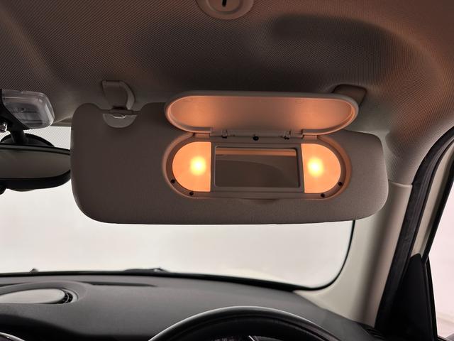 ＭＩＮＩ クーパーＤ　ＳＯＳコール／マルチファンクションステアリング／ハロゲンヘッドライト／ＬＥＤリアコンビランプ／１５インチホイール（19枚目）