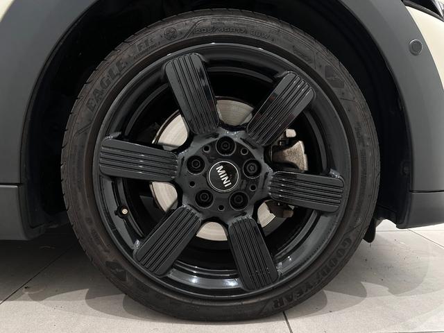 ＭＩＮＩ クーパーＳＤ　クラシック・トリム　認定保証２年衝突回避被害軽減ブレーキ車線逸脱警告バックカメラ液晶メーターマルチファンクションステアリングＭＩＮＩドライビングモードコンフォートアクセスＬＥＤヘッドライトＬＥＤリアコンビランプ（40枚目）